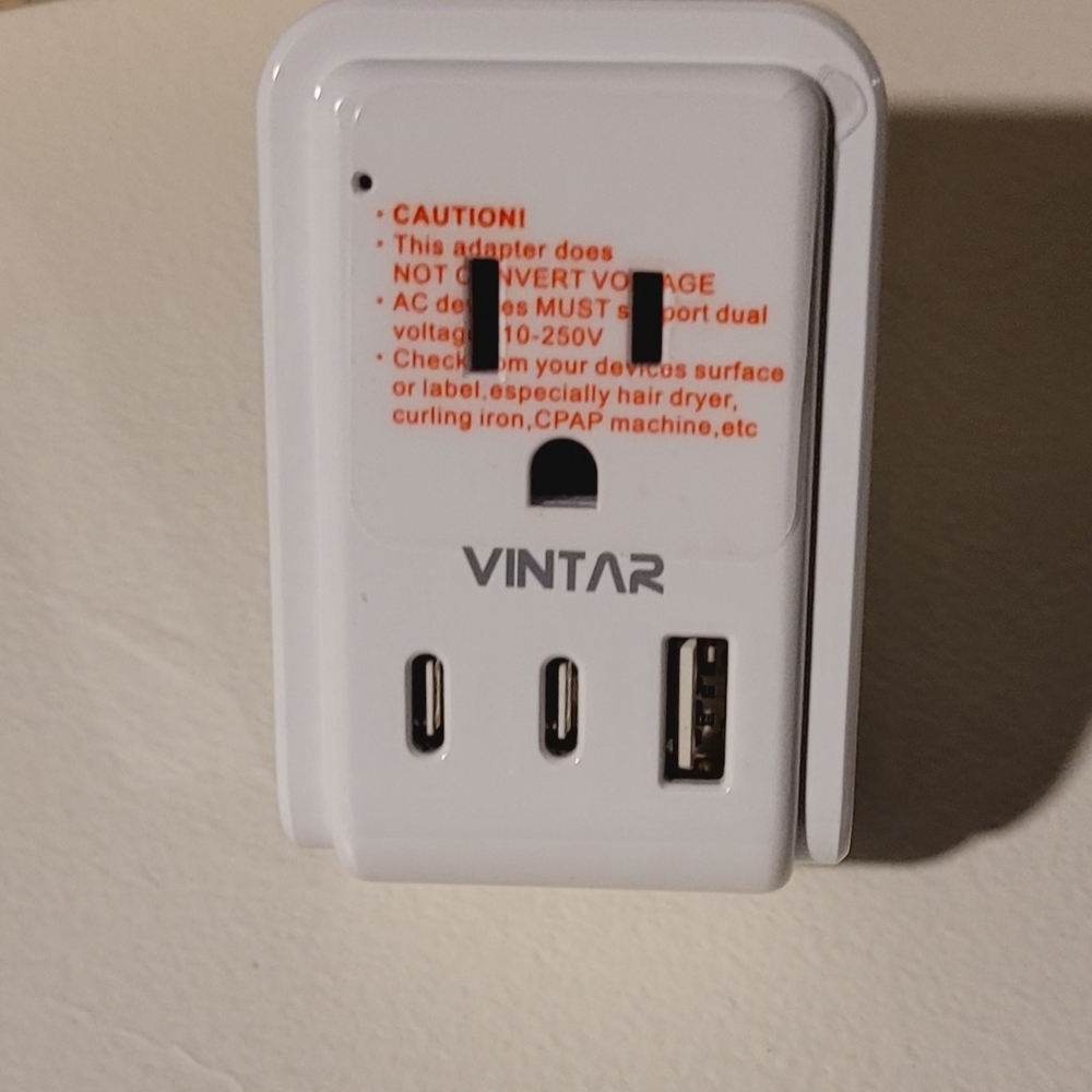 $2/10 White Universal Travel Adapter